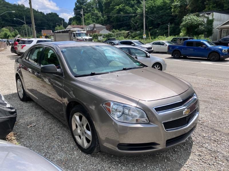 Chevrolet Malibu LS 2011