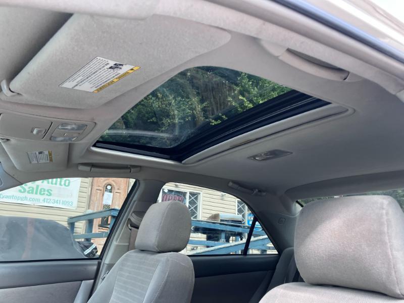 Toyota Camry LE 2005