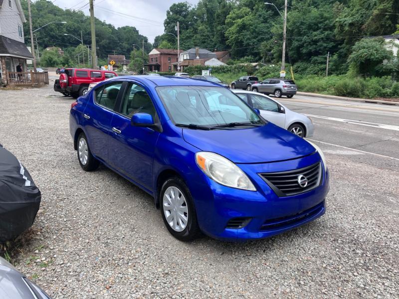 Nissan Versa 1.6 S Sedan 2012
