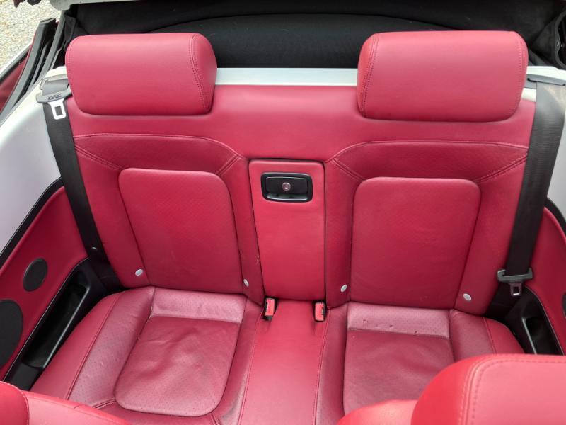 Volkswagen New Beetle S Convertible 2009