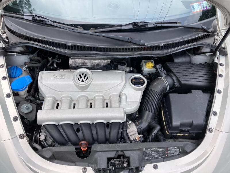Volkswagen New Beetle S Convertible 2009
