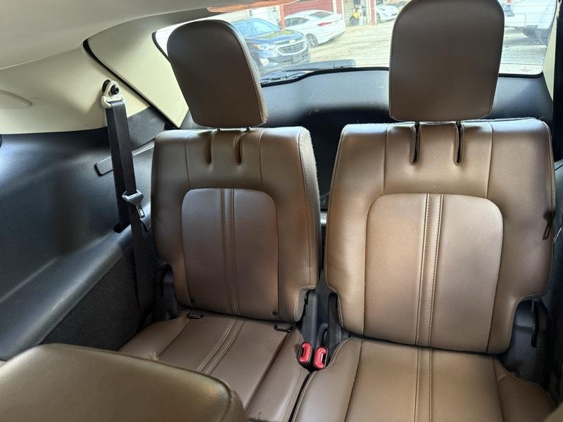 Lincoln MKT 3.5L with EcoBoost AWD 2013