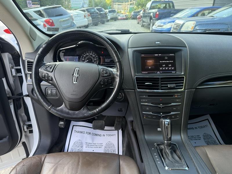 Lincoln MKT 3.5L with EcoBoost AWD 2013