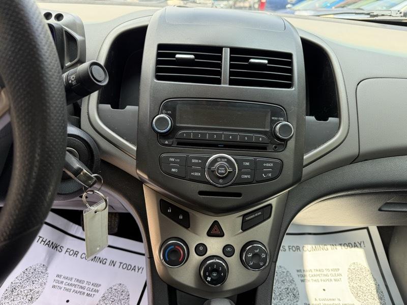 Chevrolet Sonic LT Auto Sedan 2013