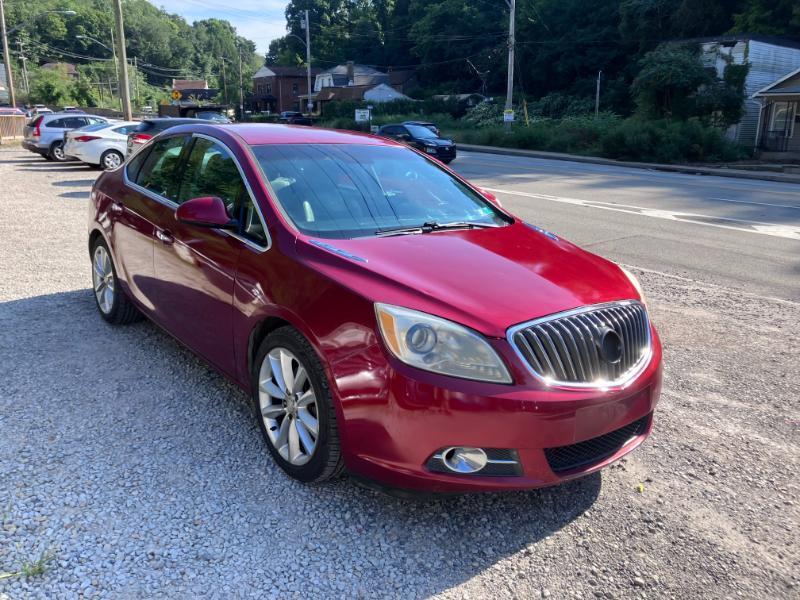 Buick Verano Base 2012