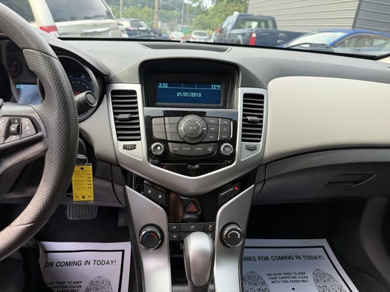 Chevrolet Cruze LS Auto 2014