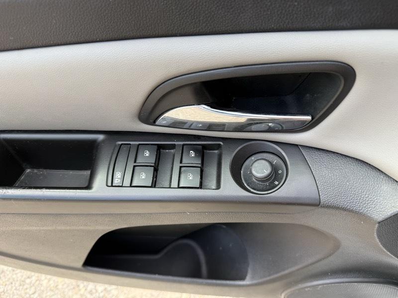 Chevrolet Cruze LS Auto 2014