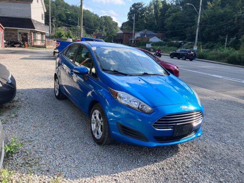 Ford Fiesta SE Sedan 2015