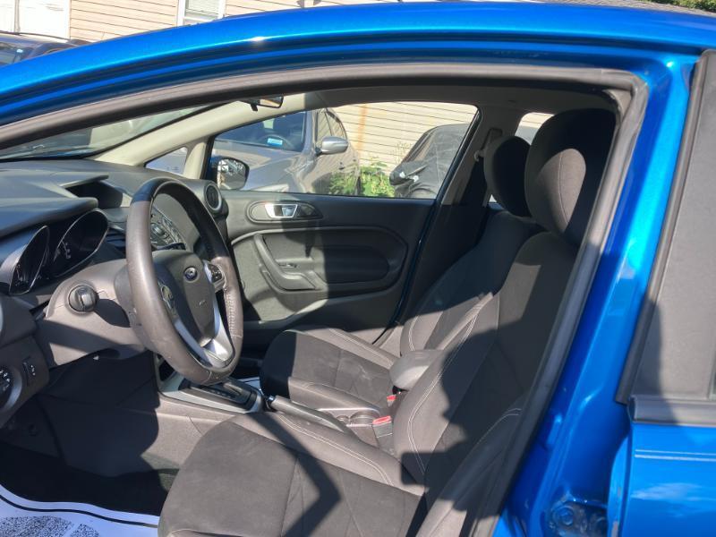 Ford Fiesta SE Sedan 2015