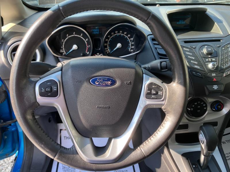 Ford Fiesta SE Sedan 2015