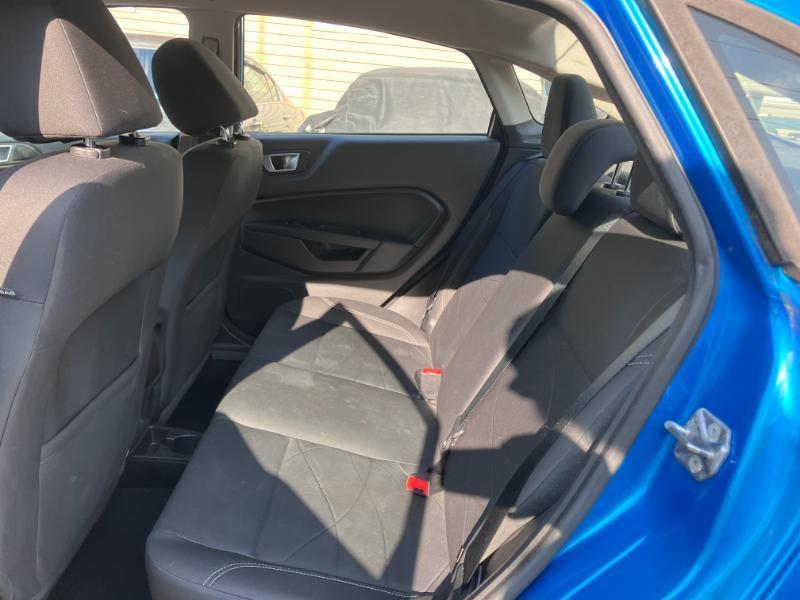 Ford Fiesta SE Sedan 2015
