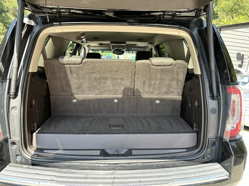 GMC Yukon Denali 4WD 2015