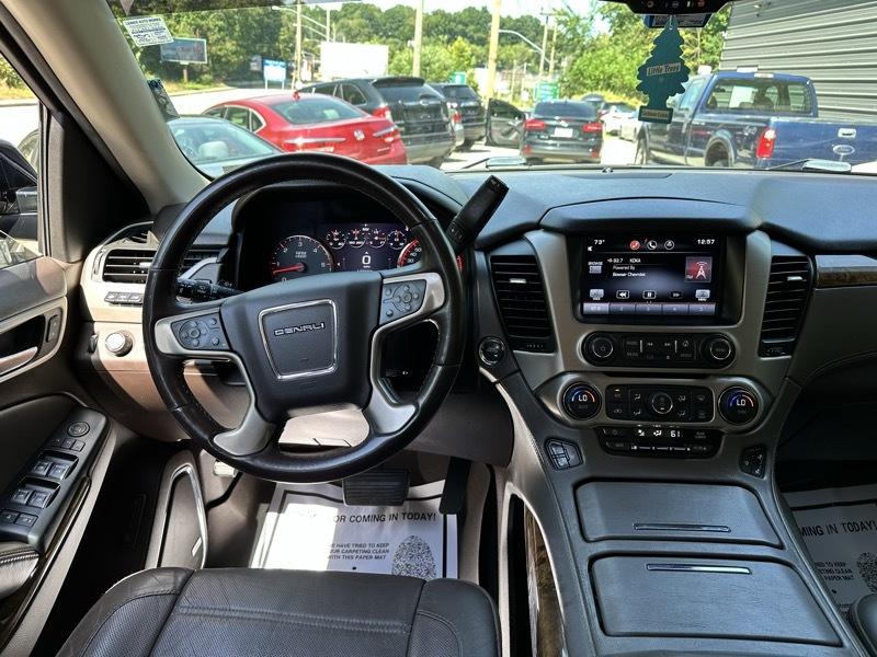 GMC Yukon Denali 4WD 2015
