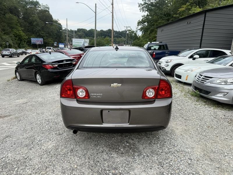 Chevrolet Malibu LS 2012
