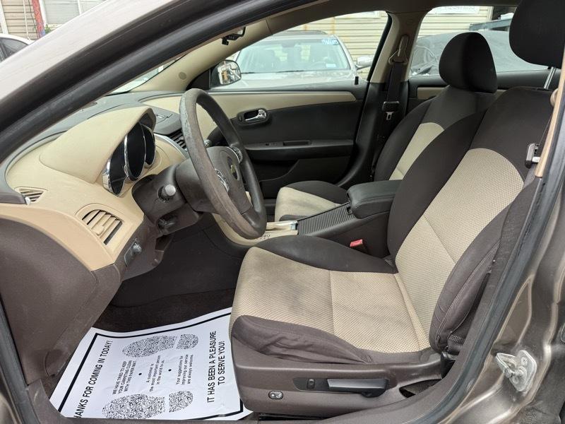 Chevrolet Malibu LS 2012
