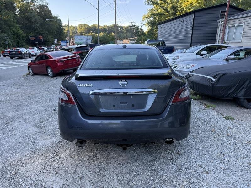 Nissan Maxima SV 2012