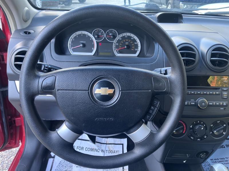Chevrolet Aveo LS 4-Door 2011
