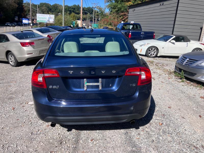 Volvo S60 T5 2012