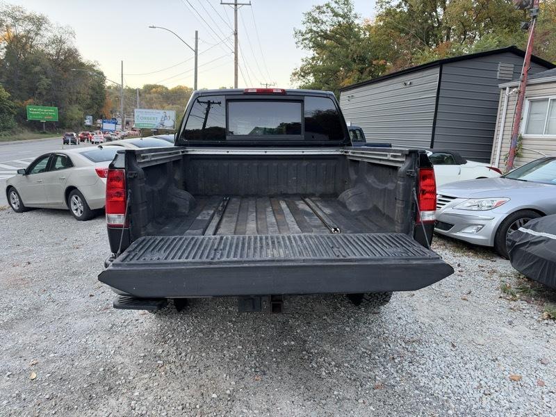 Nissan Titan PRO-4X Crew Cab 4WD SWB 2015