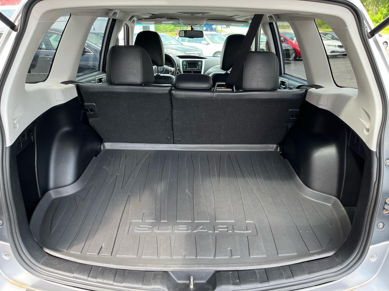 Subaru Forester 2.5X Limited 2012