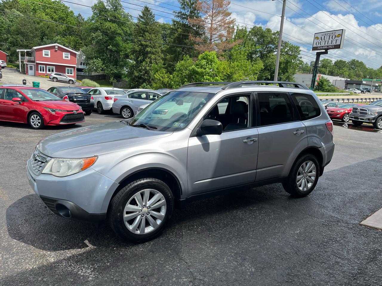 Subaru Forester 2.5X Limited 2012