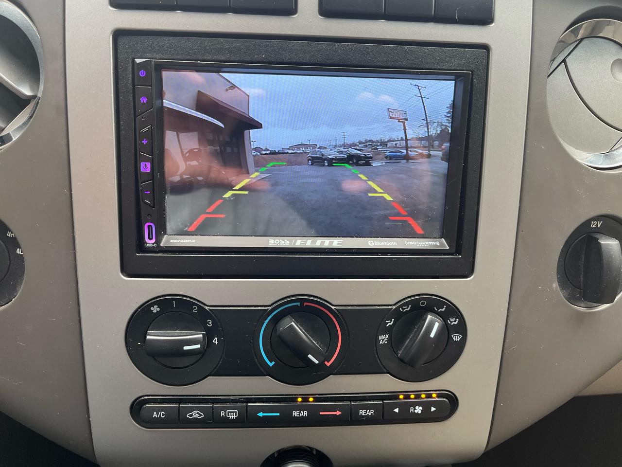 Ford Expedition EL XLT 4WD 2012