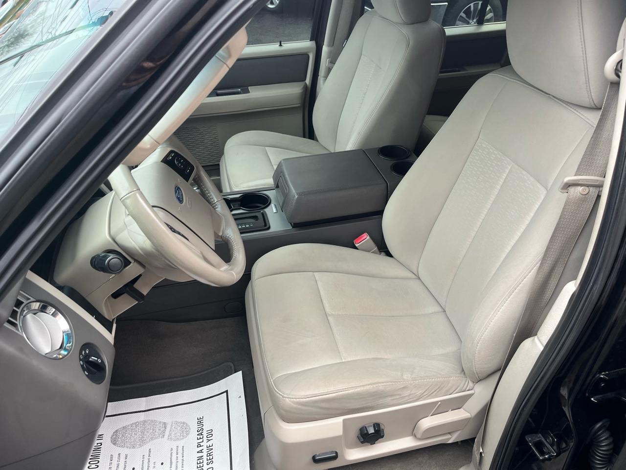 Ford Expedition EL XLT 4WD 2012