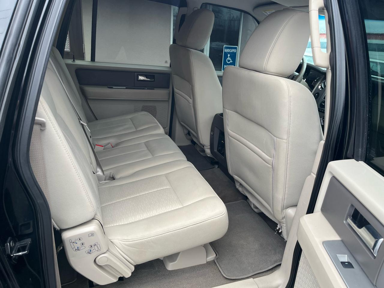 Ford Expedition EL XLT 4WD 2012