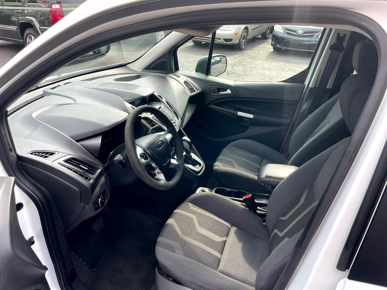 2015 Ford Transit Connect Wagon XLT photo 22