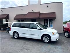 2014 Chrysler Town & Country 