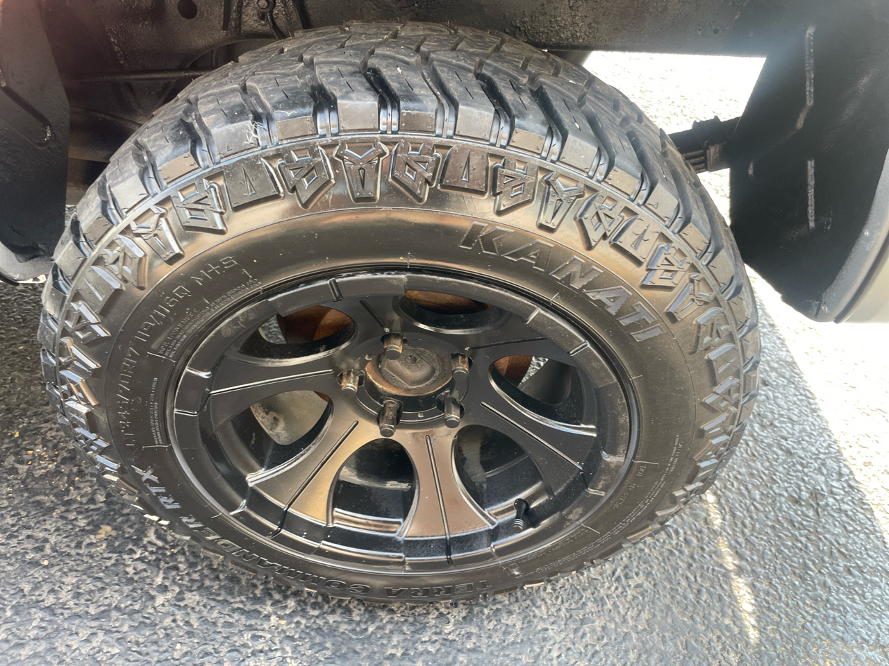 2010 Dodge Dakota SLT photo 9