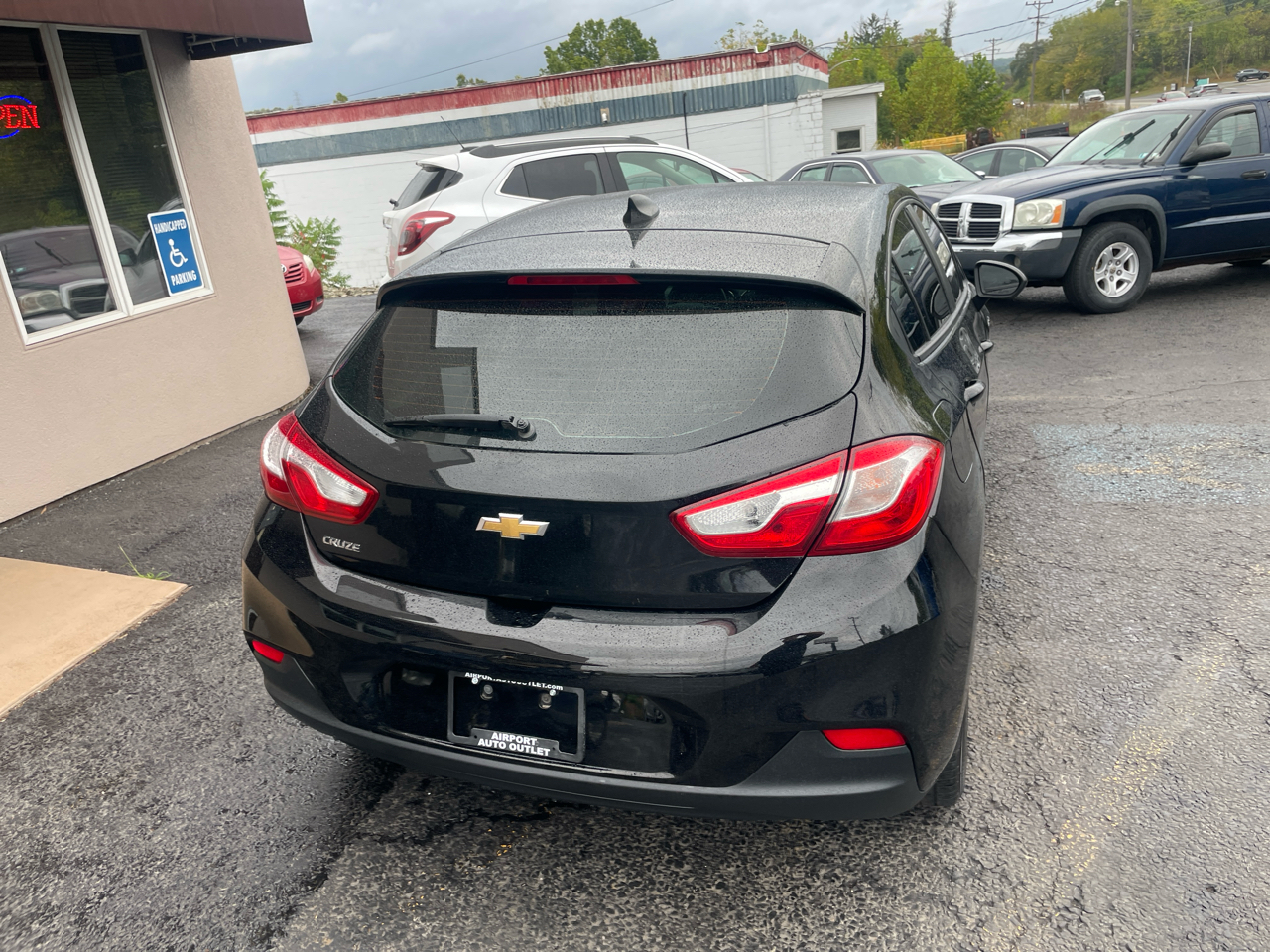 2019 Chevrolet Cruze LS photo 5