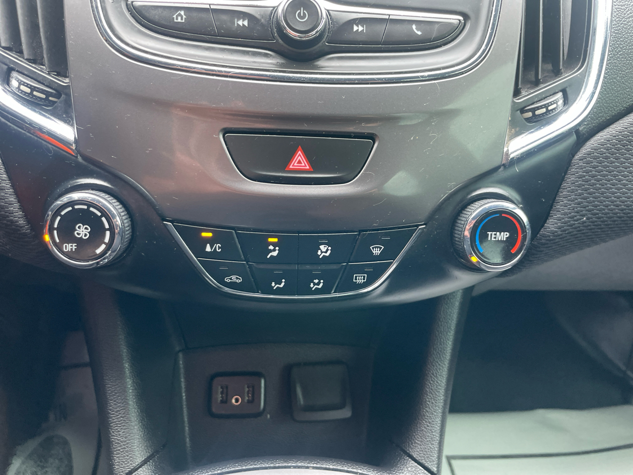 2019 Chevrolet Cruze LS photo 15