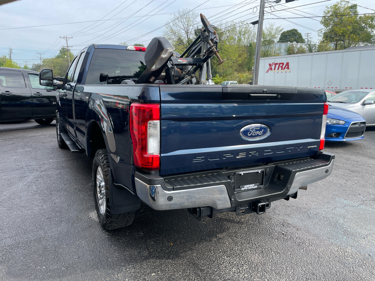 2019 Ford F-350 XLT photo 10