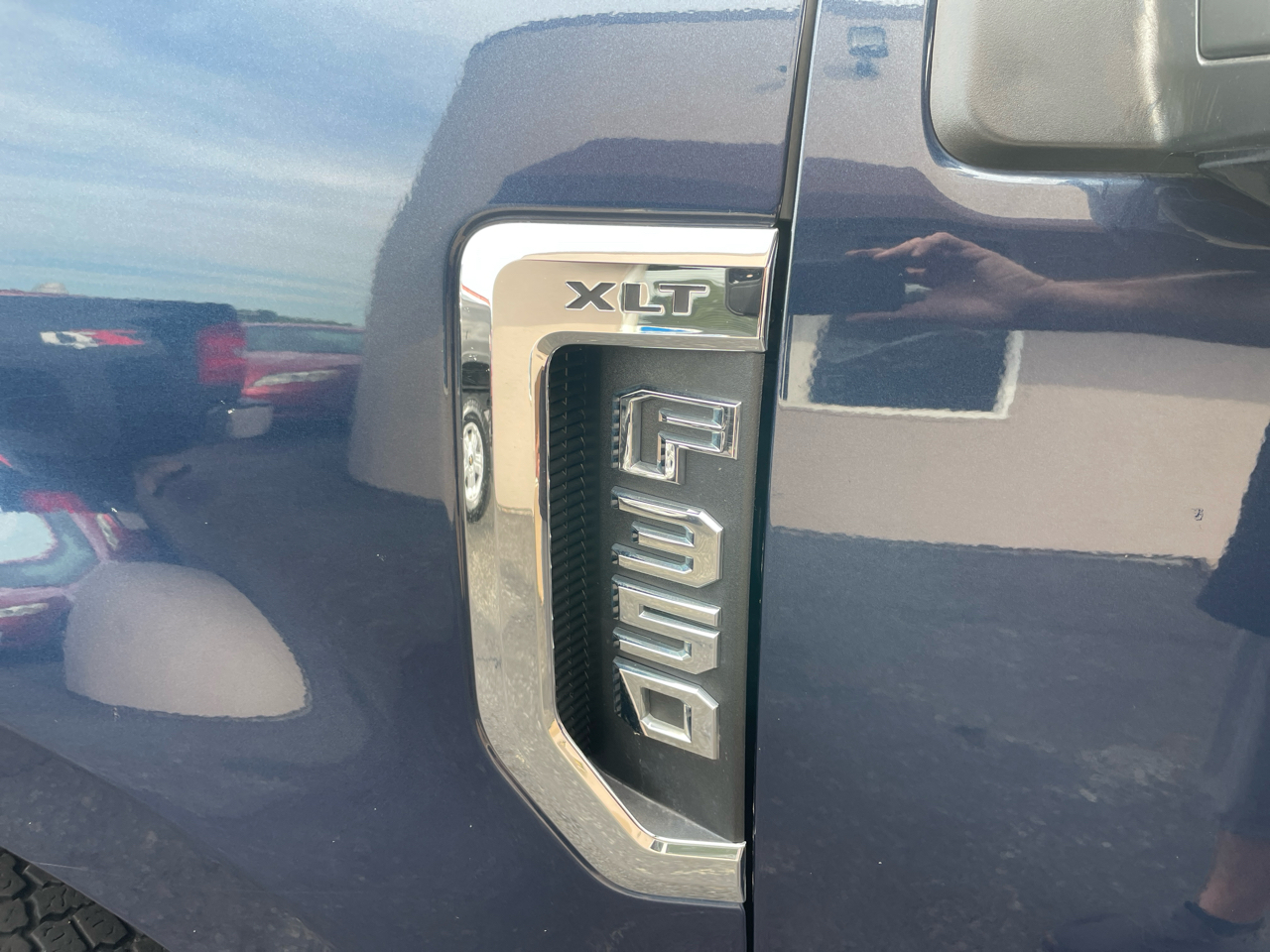 2019 Ford F-350 XLT photo 11