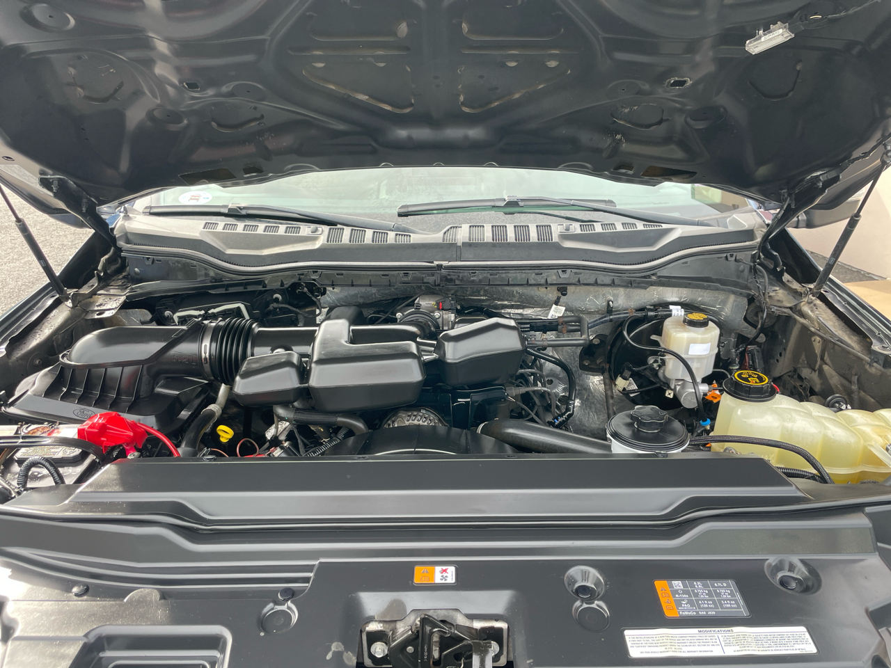 2019 Ford F-350 XLT photo 12