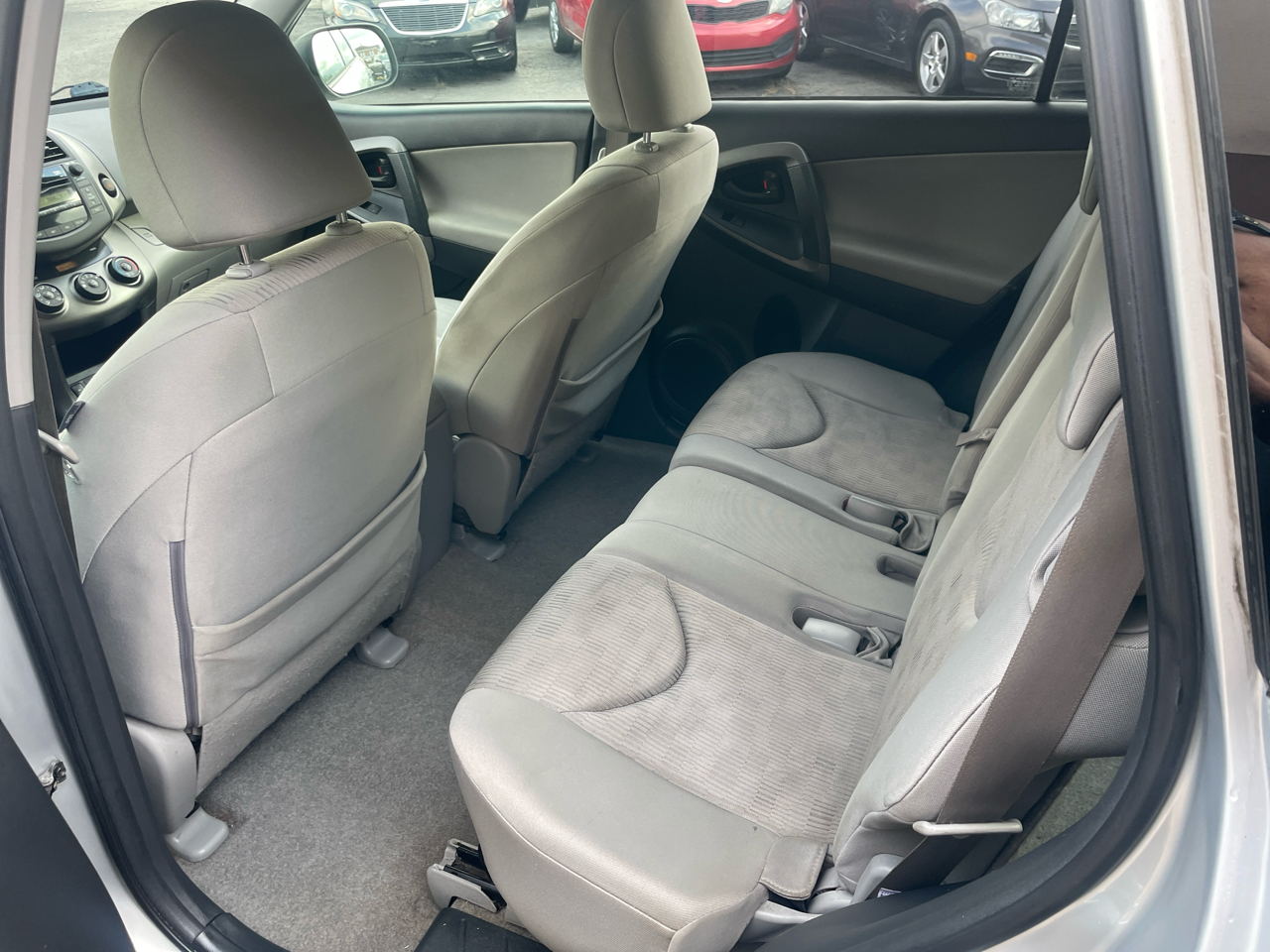 Toyota RAV4 Base I4 4WD 2009 Toyota RAV4 Base I4 4WD 2009