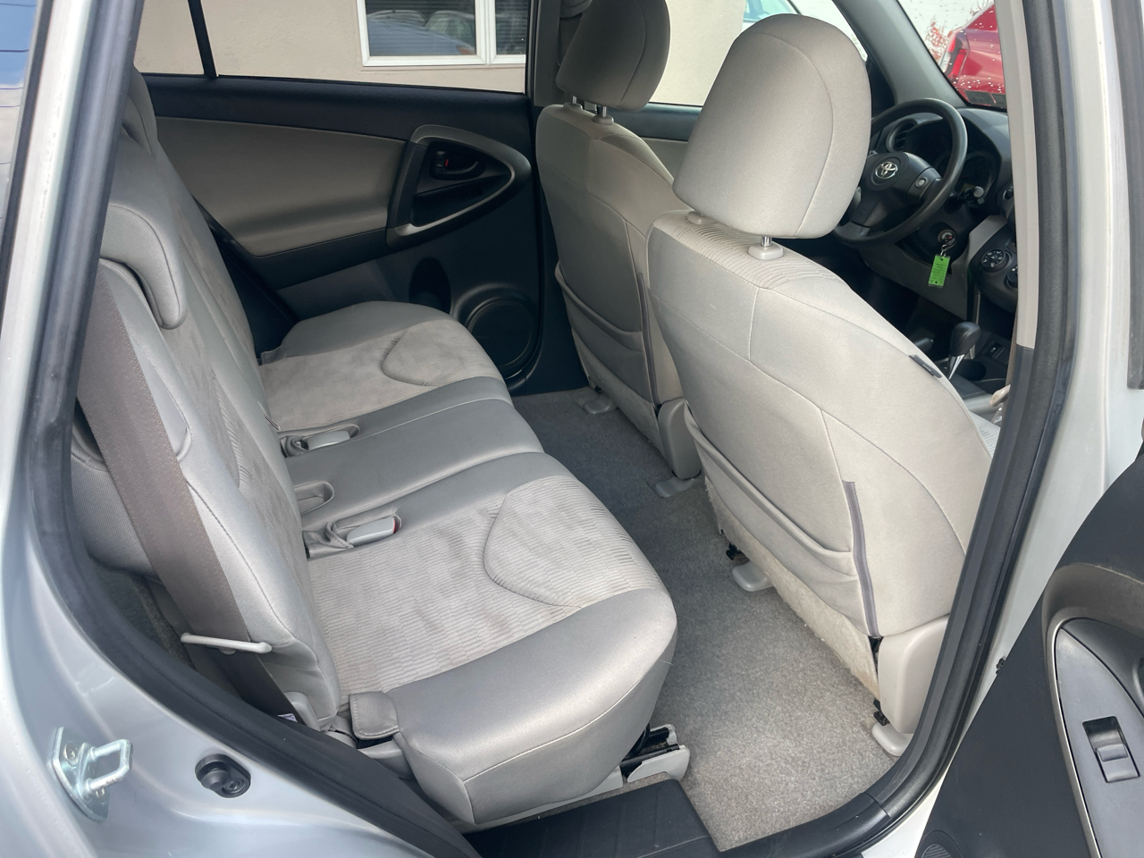 Toyota RAV4 Base I4 4WD 2009 Toyota RAV4 Base I4 4WD 2009