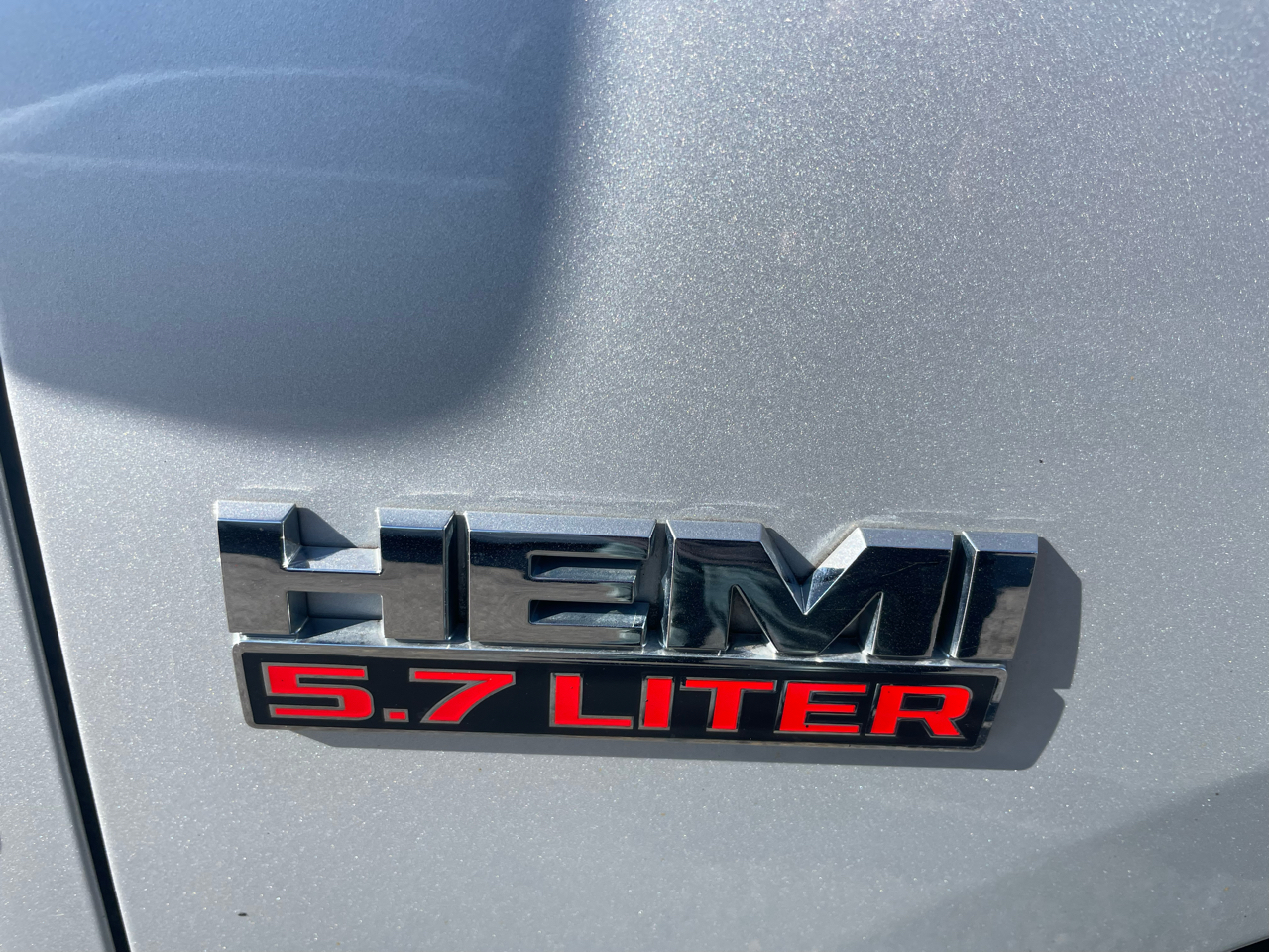 RAM 1500 SLT Quad Cab 4WD 2014 RAM 1500 SLT Quad Cab 4WD 2014