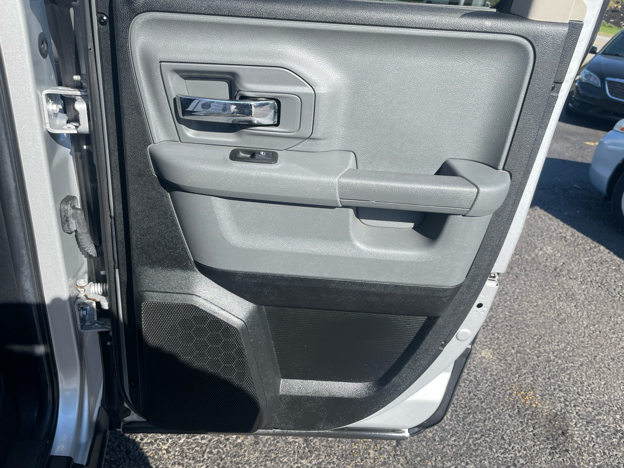 RAM 1500 SLT Quad Cab 4WD 2014 RAM 1500 SLT Quad Cab 4WD 2014