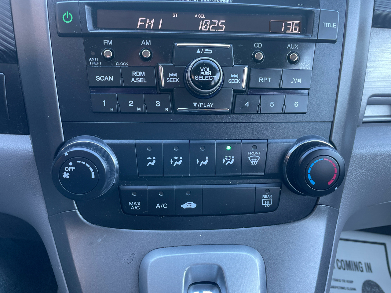 Honda CR-V SE 4WD 5-Speed AT 2011 Honda CR-V SE 4WD 5-Speed AT 2011