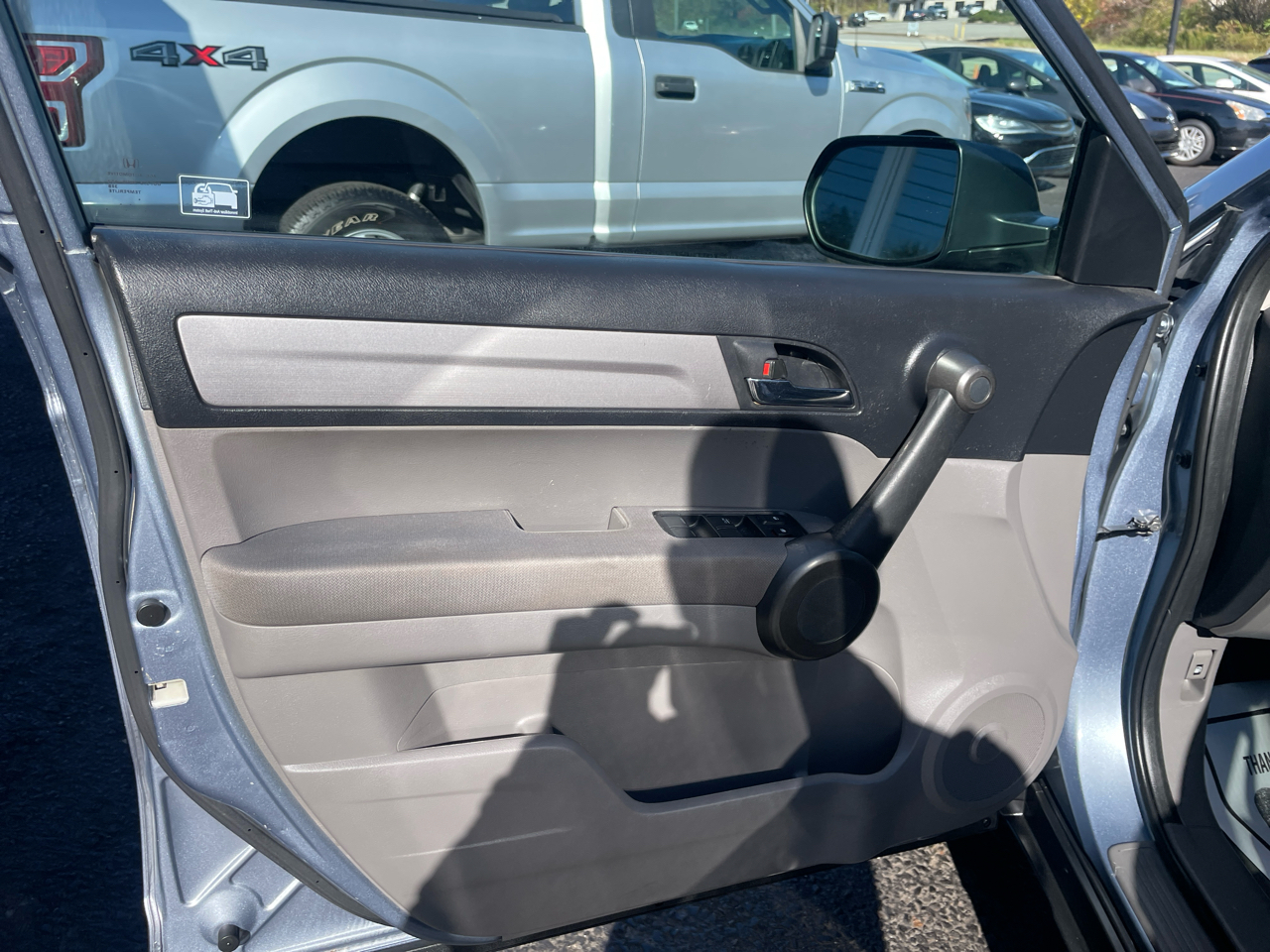 Honda CR-V SE 4WD 5-Speed AT 2011 Honda CR-V SE 4WD 5-Speed AT 2011