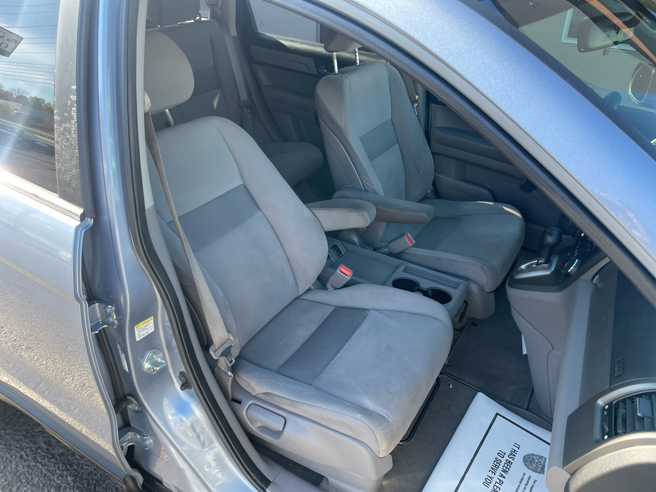 Honda CR-V SE 4WD 5-Speed AT 2011 Honda CR-V SE 4WD 5-Speed AT 2011