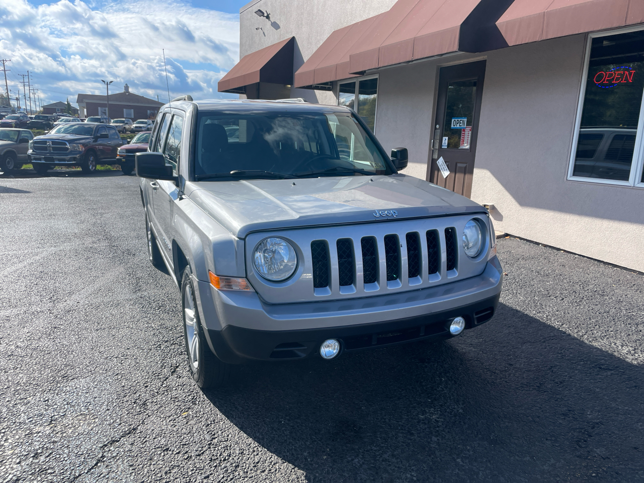 Jeep Patriot Latitude 4WD 2014 Jeep Patriot Latitude 4WD 2014