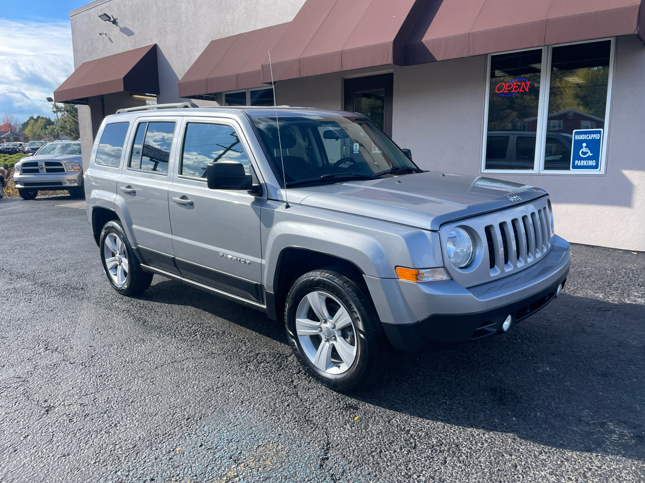 Jeep Patriot Latitude 4WD 2014 Jeep Patriot Latitude 4WD 2014
