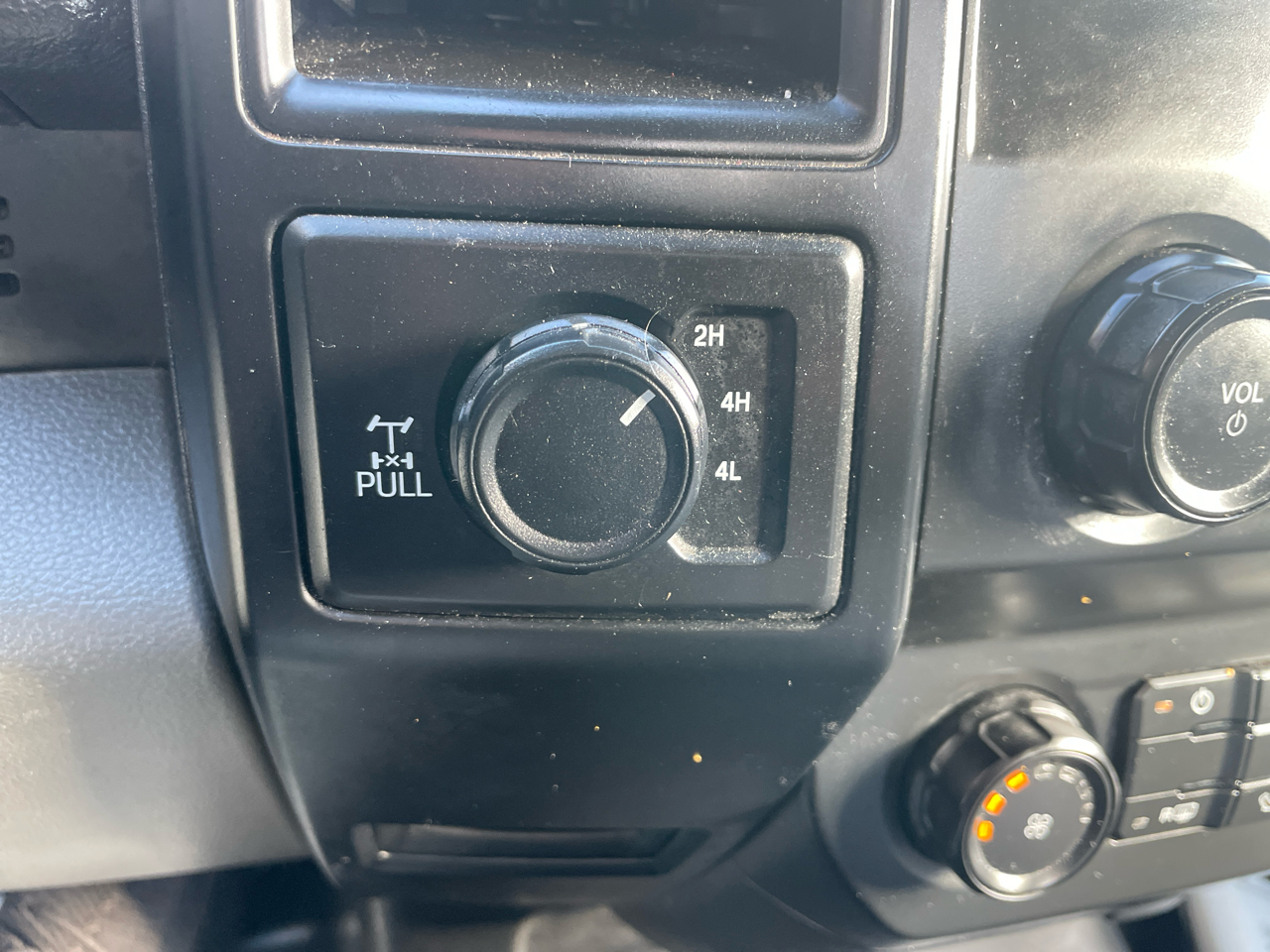 Ford F-150 XL 6.5-ft. Bed 4WD 2018 Ford F-150 XL 6.5-ft. Bed 4WD 2018