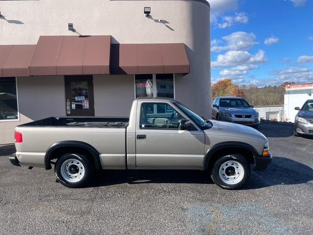 Chevrolet S10 Pickup 2WD 2003