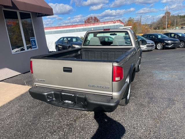 Chevrolet S10 Pickup 2WD 2003