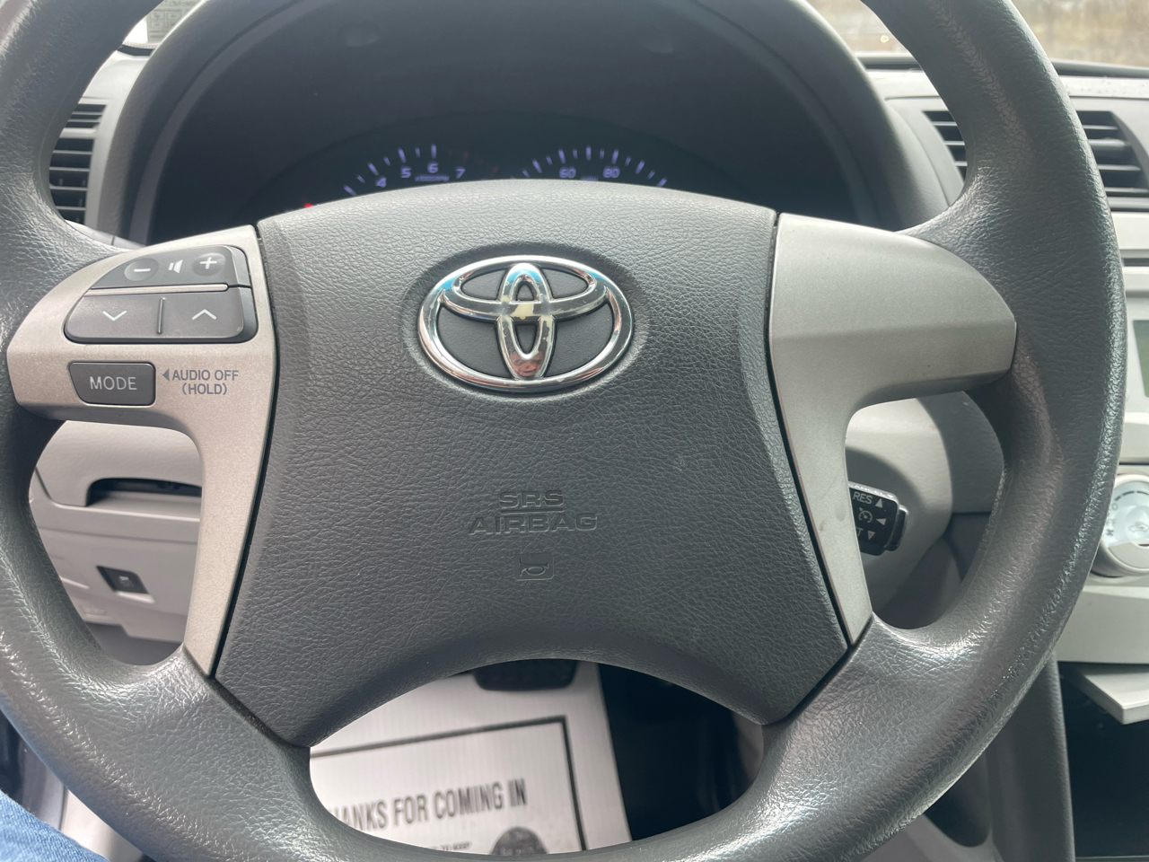 Toyota Camry LE 6-Spd AT 2011