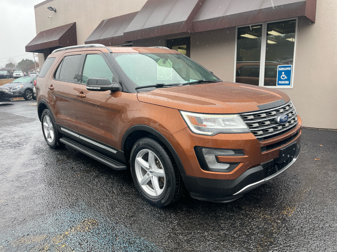 Ford Explorer XLT 4WD 2017
